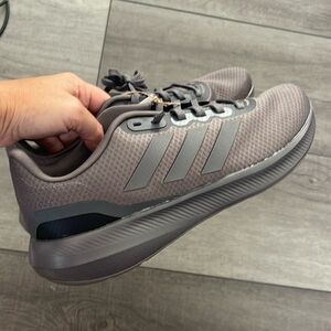 NWT ADIDAS runfalcon 3.0 mens sneakers. Size 8.5